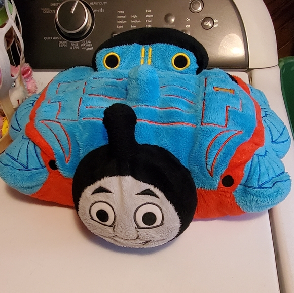 thomas pillow buddy